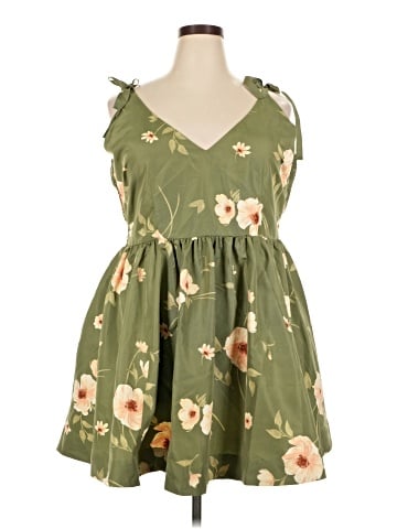Old Navy Casual Dress (view 1)