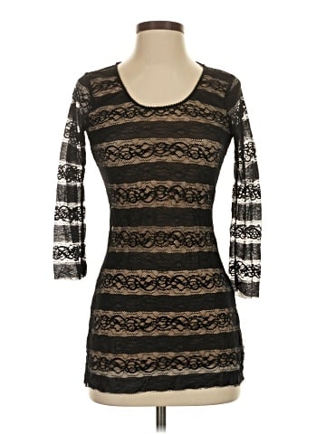 Max Studio 3/4 Sleeve Top (view 1)