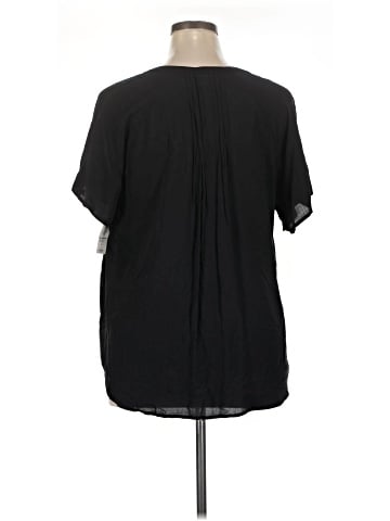 Old Navy Short Sleeve Blouse (view 2)