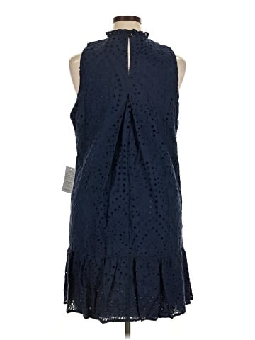 Julia Jordan Casual Dress (view 2)