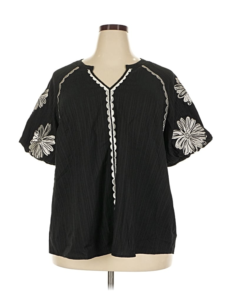 Bloomchic Short Sleeve Blouse In Black