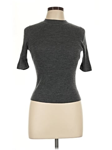 Uniqlo Short Sleeve Top (view 1)
