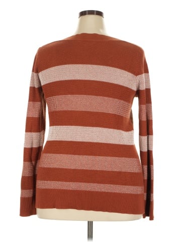 Market and Spruce Pullover Sweater (view 2)