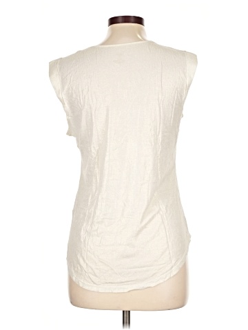 Jennifer Lopez Sleeveless Top (view 2)