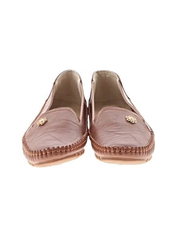 Unbranded Flats (view 2)