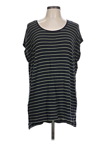 CAbi Sleeveless T-Shirt (view 1)