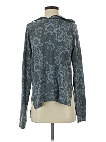 Jasmine & Ginger Long Sleeve T-Shirt (view 1)