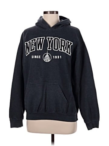 Gildan Sweatshirt (view 1)