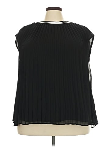 DR2 Sleeveless Blouse (view 1)