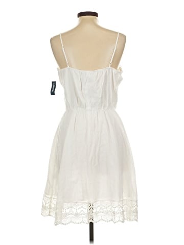 Old Navy Casual Dress (view 2)