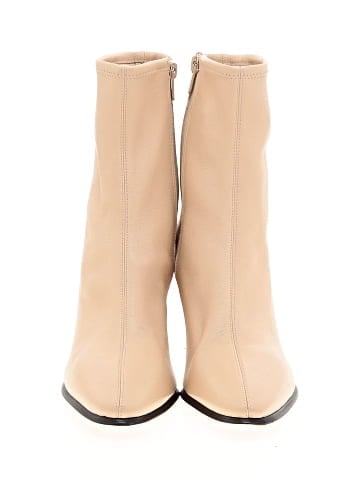 Vince. Ankle Boots (view 2)