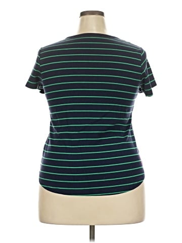Croft & Barrow Short Sleeve Henley (view 2)