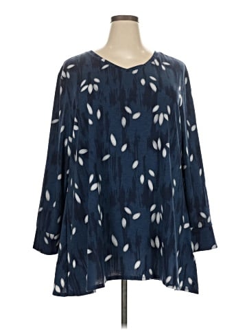 Lularoe 3/4 Sleeve T-Shirt (view 1)