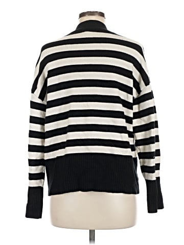 Blu Pepper Cardigan (view 2)