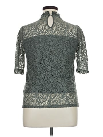 Cable & Gauge Short Sleeve Top (view 2)