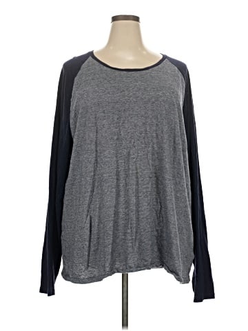 Old Navy Long Sleeve T-Shirt (view 1)