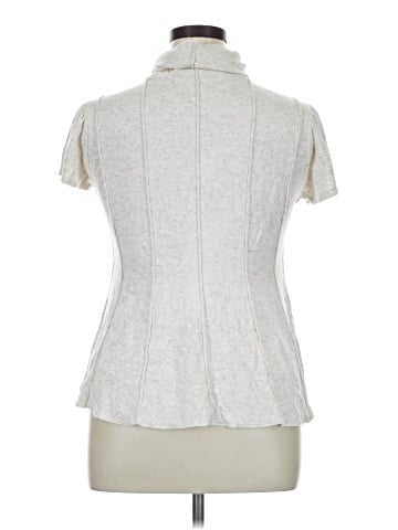 Little Yellow Button Short Sleeve Top (view 2)
