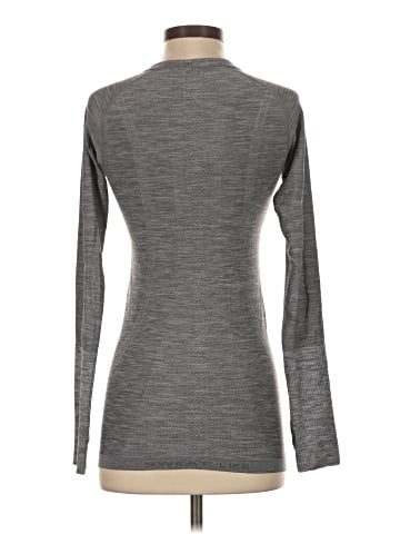 Lululemon Athletica Long Sleeve T-Shirt (view 2)