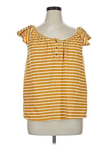 Old Navy Short Sleeve Top (view 1)