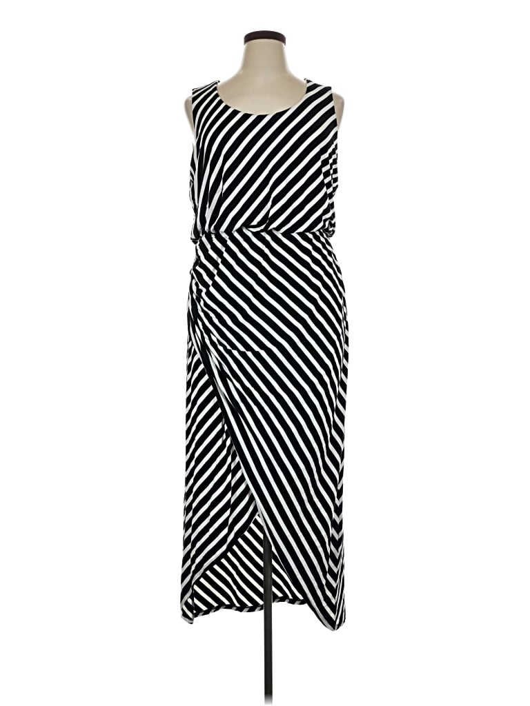 Pre-owned Chico's Casual Dress In Black