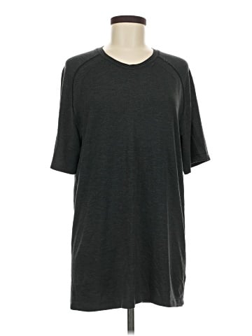 Lululemon Athletica Short Sleeve T-Shirt (view 1)