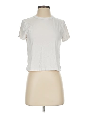 Lululemon Athletica Short Sleeve T-Shirt (view 1)