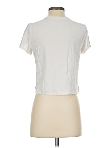 Lululemon Athletica Short Sleeve T-Shirt (view 2)