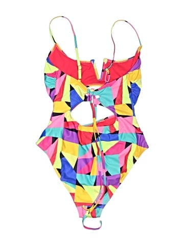 No Boundaries Sleeveless Top (view 1)