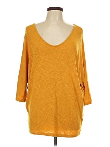 Laila Jayde 3/4 Sleeve Top (view 1)