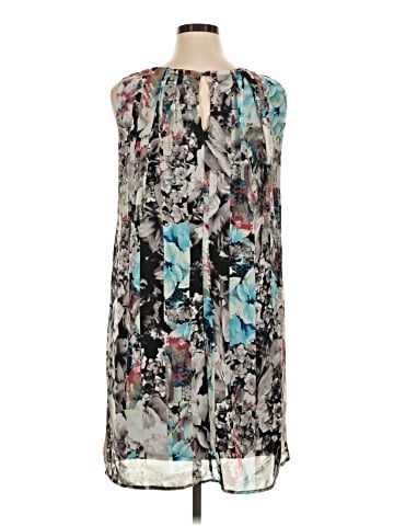 Signature by Robbie Bee Casual Dress (view 2)