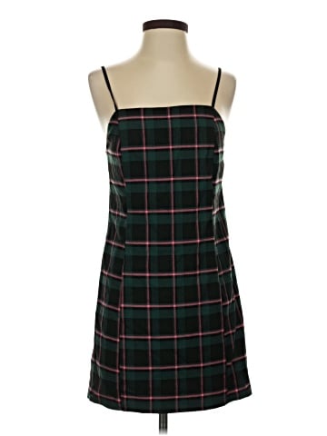 Urban Outfitters Casual Dress (view 1)