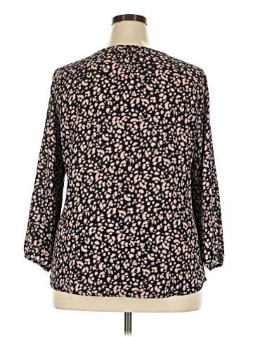 41Hawthorn 3/4 Sleeve Blouse (view 2)