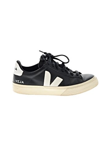 VEJA Sneakers (view 1)