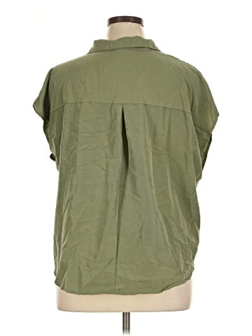 Old Navy Short Sleeve Blouse (view 2)