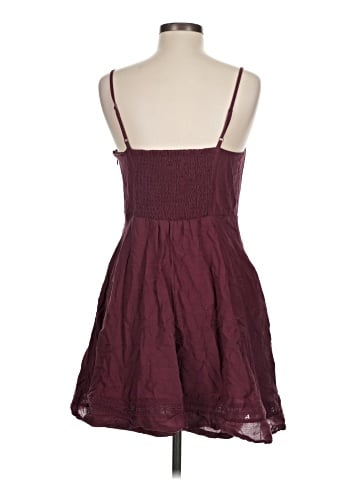 Old Navy Casual Dress (view 2)