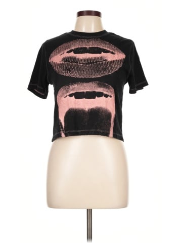 Urban Outfitters Short Sleeve T-Shirt (view 1)