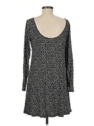 Old Navy Casual Dress (view 2)