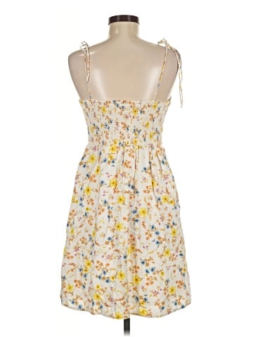 Old Navy Casual Dress (view 2)