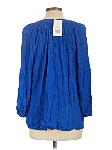 Crown & Ivy 3/4 Sleeve Blouse (view 2)