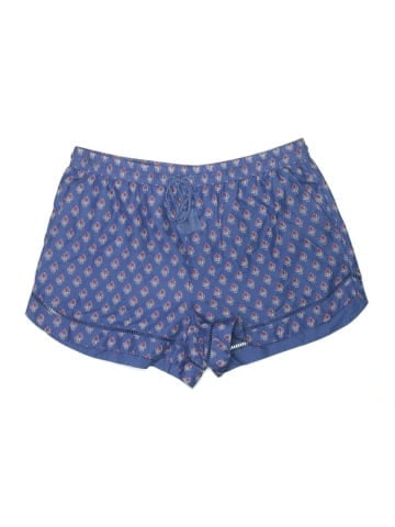 Universal Thread Shorts (view 1)
