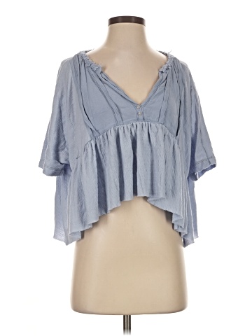 Urban Outfitters 3/4 Sleeve Blouse (view 1)