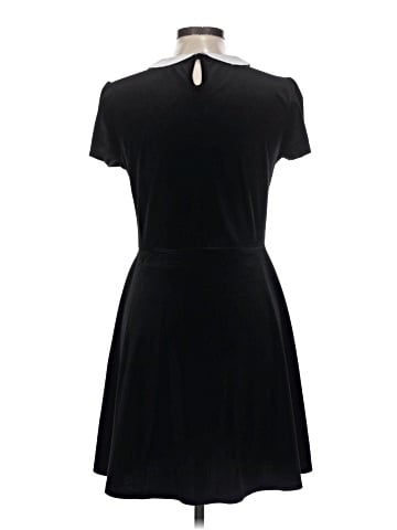 Hot Topic Casual Dress (view 2)