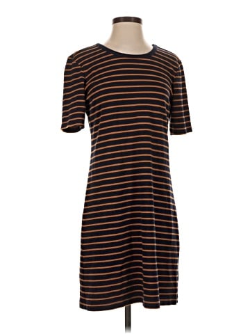 Old Navy Casual Dress (view 1)