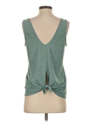 Active by Old Navy Tank Top (view 2)