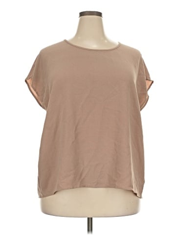 Forever 21 Plus Short Sleeve Top (view 1)