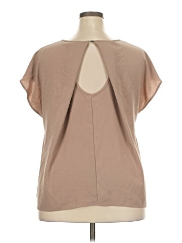 Forever 21 Plus Short Sleeve Top (view 2)
