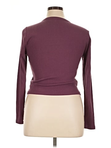 Abercrombie & Fitch Long Sleeve T-Shirt (view 2)