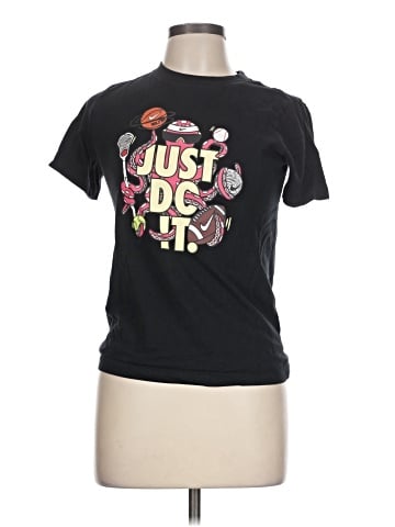 Nike Short Sleeve T-Shirt (view 1)