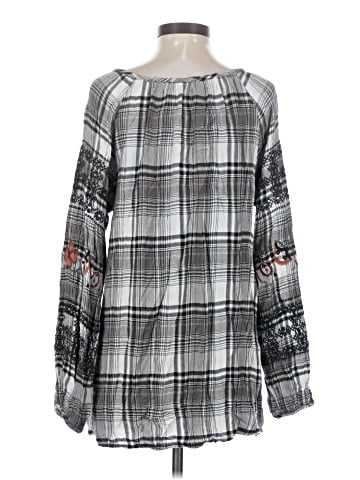 Tolani 3/4 Sleeve Blouse (view 2)