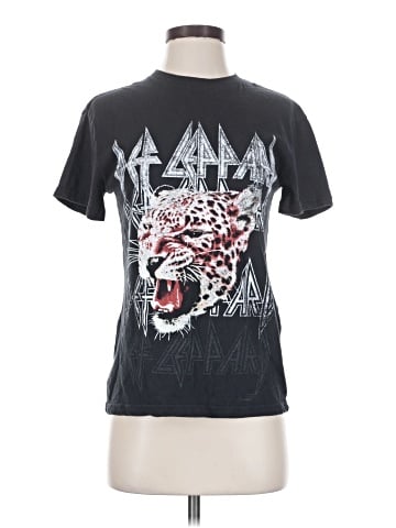 Def Leppard Short Sleeve T-Shirt (view 1)